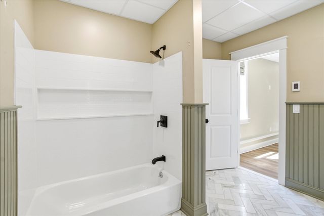 20 Grouse Run, Pelham, NH 03076