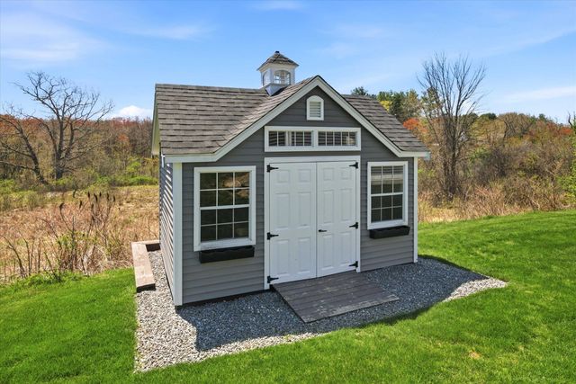 20 Grouse Run, Pelham, NH 03076