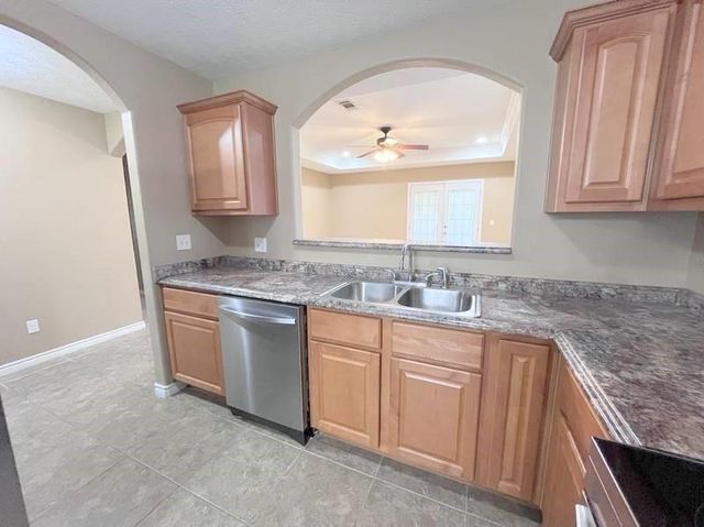 6630 Palace Drive, Lumberton, TX 77657