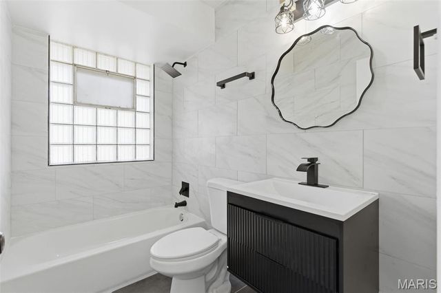 1083 Jennings Station Road, St Louis, MO 63137