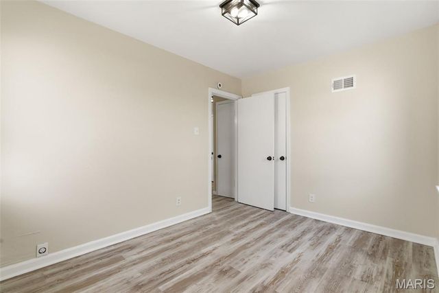 1083 Jennings Station Road, St Louis, MO 63137