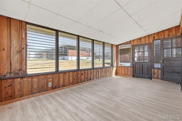 1083 Jennings Station Road, St Louis, MO 63137