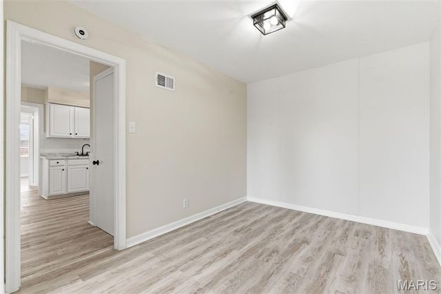 1083 Jennings Station Road, St Louis, MO 63137