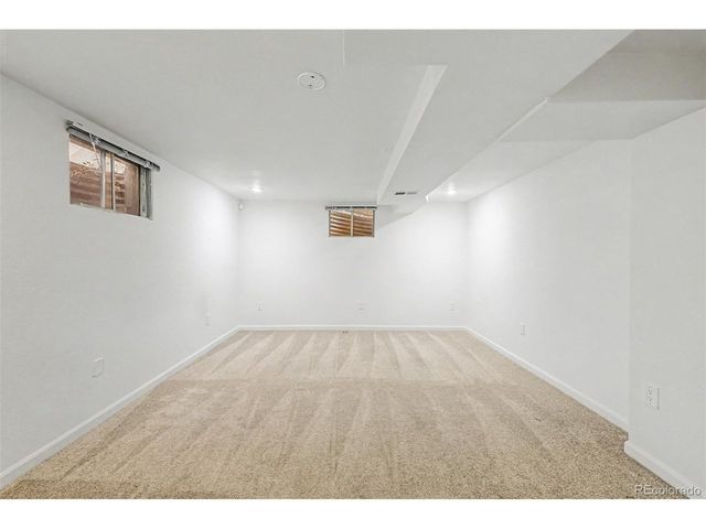 6225 W 66th Ave, Arvada, CO 80003