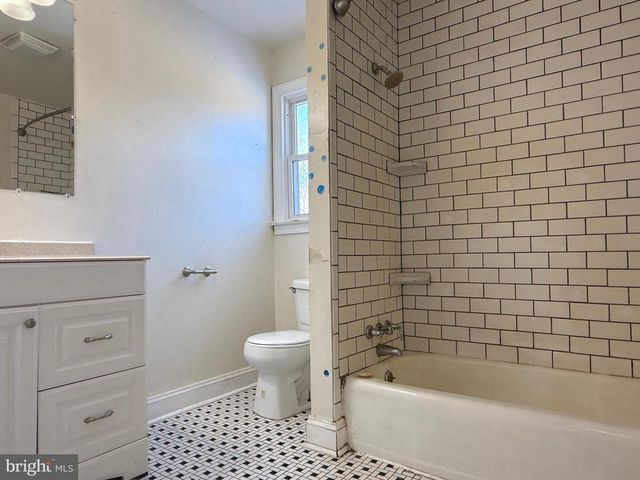 143 CHARLES LN, Louisa, VA 23093