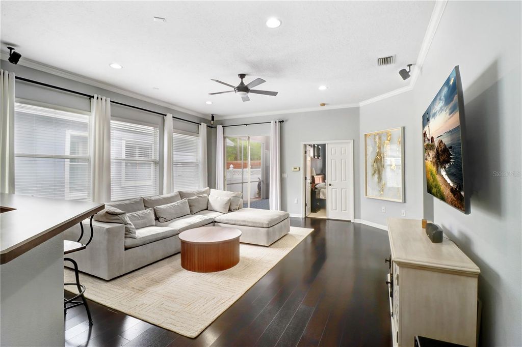 Image 17 of property listing at 9609 ROYCE DRIVE, Tampa, FL 33626