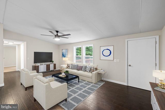 33 NORMAN RD, Stafford, VA 22554