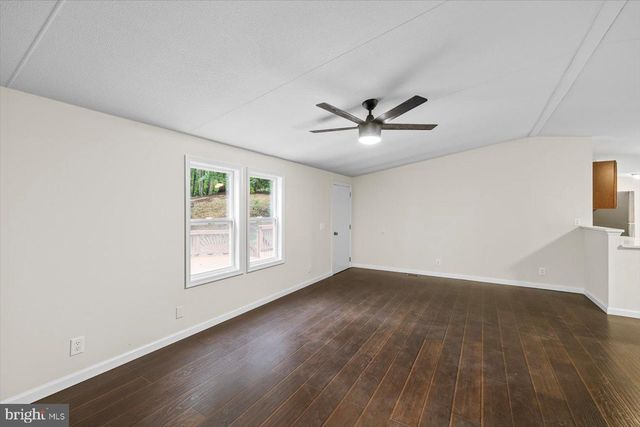 33 NORMAN RD, Stafford, VA 22554