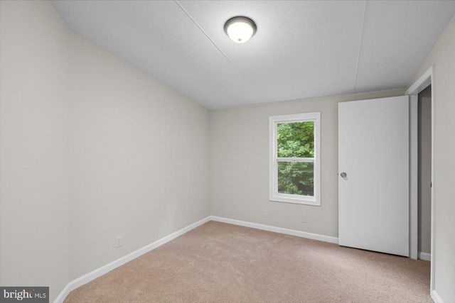 33 NORMAN RD, Stafford, VA 22554