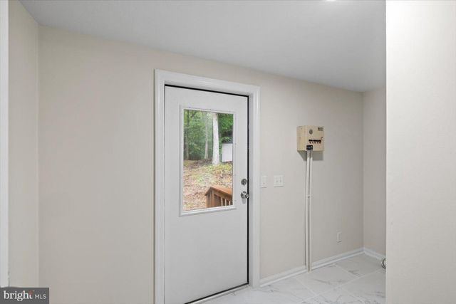 33 NORMAN RD, Stafford, VA 22554