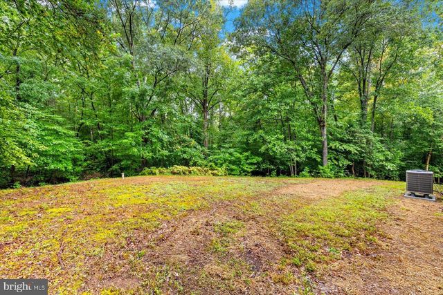 33 NORMAN RD, Stafford, VA 22554