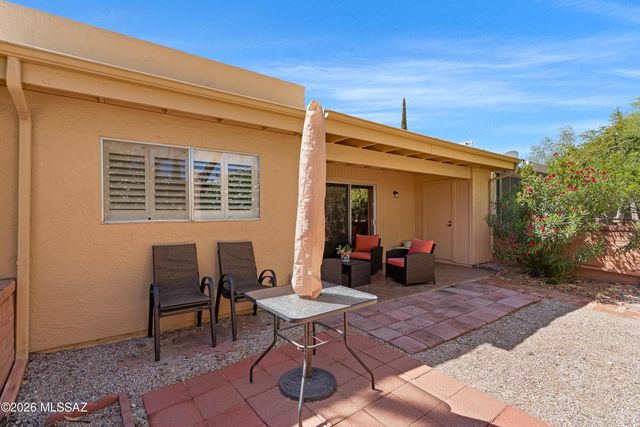 307 N Calle De Las Profetas, Green Valley, AZ 85614