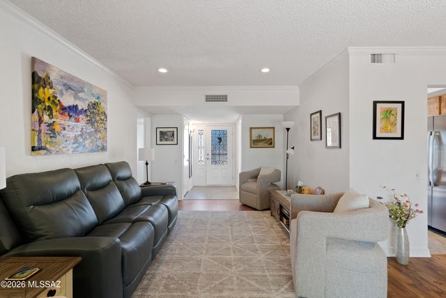 307 N Calle De Las Profetas, Green Valley, AZ 85614