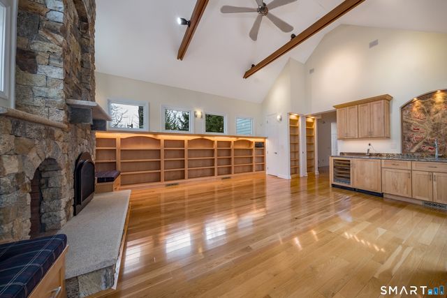 1800 Moose Hill Road, Guilford, CT 06437