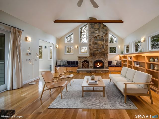 1800 Moose Hill Road, Guilford, CT 06437