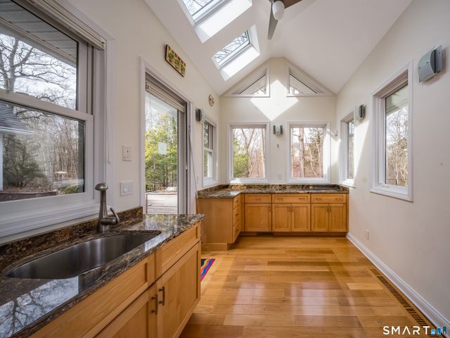 1800 Moose Hill Road, Guilford, CT 06437