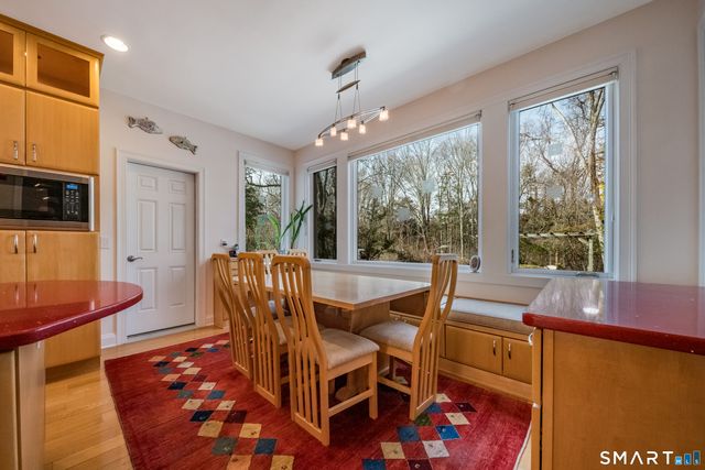 1800 Moose Hill Road, Guilford, CT 06437