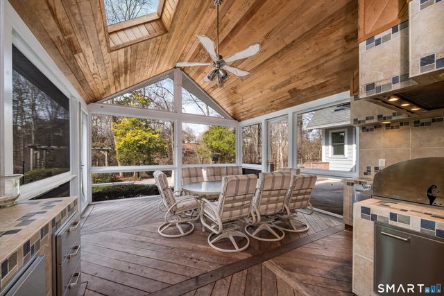 1800 Moose Hill Road, Guilford, CT 06437