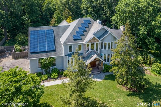 1800 Moose Hill Road, Guilford, CT 06437