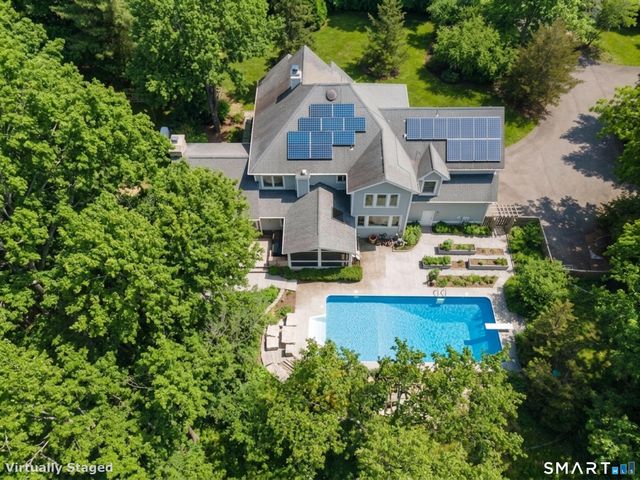 1800 Moose Hill Road, Guilford, CT 06437