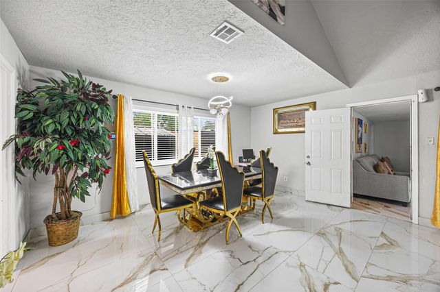 19634 Southaven Drive, Houston, TX 77084