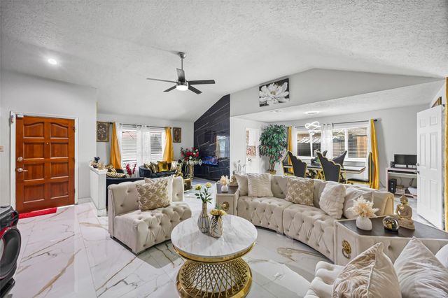 19634 Southaven Drive, Houston, TX 77084