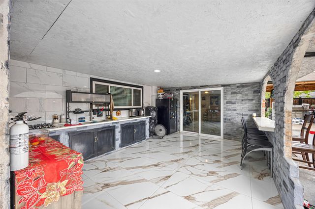 19634 Southaven Drive, Houston, TX 77084