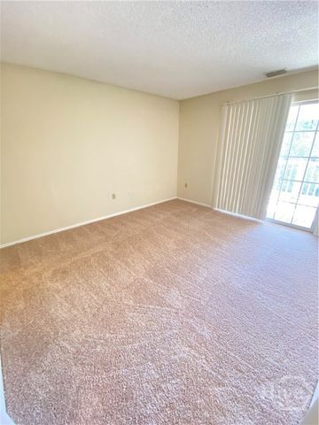 12300 Apache 311, Savannah, GA 31419