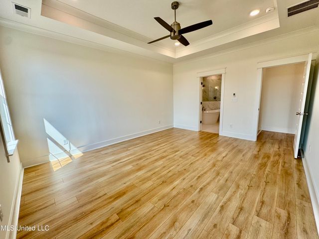 127 Bakersfield Way, Nesbit, MS 38651