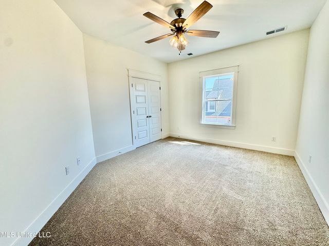 127 Bakersfield Way, Nesbit, MS 38651
