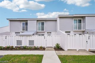 18010 San Carlos BLVD 33, Fort Myers Beach, FL 33931