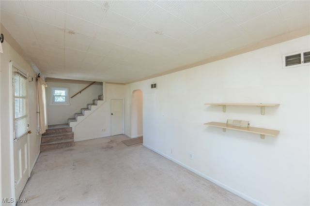 6427 Mackenzie Road, North Olmsted, OH 44070