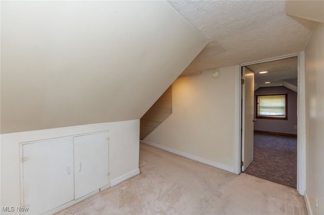 6427 Mackenzie Road, North Olmsted, OH 44070