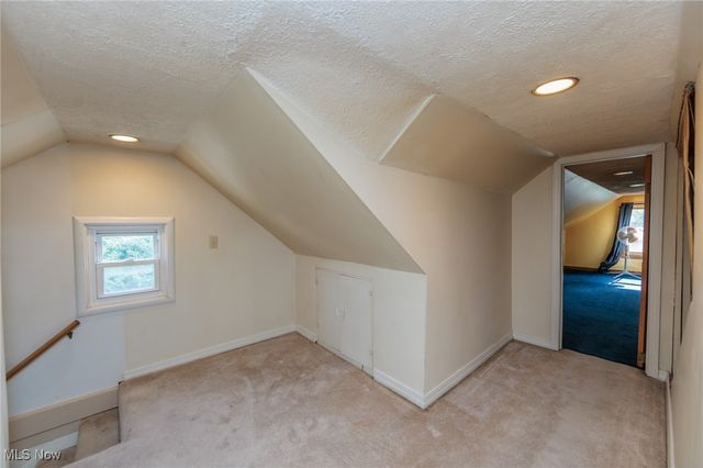 6427 Mackenzie Road, North Olmsted, OH 44070