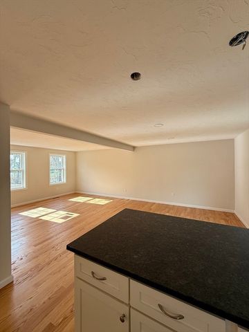 1A Dudley Road, Townsend, MA 01469