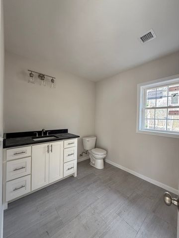 1A Dudley Road, Townsend, MA 01469