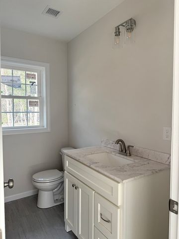 1A Dudley Road, Townsend, MA 01469