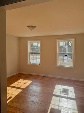 1A Dudley Road, Townsend, MA 01469