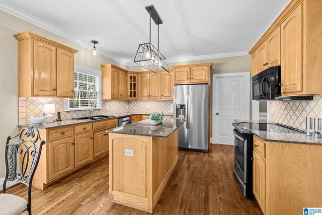 5628 RIDGEVIEW DRIVE, Trussville, AL 35173
