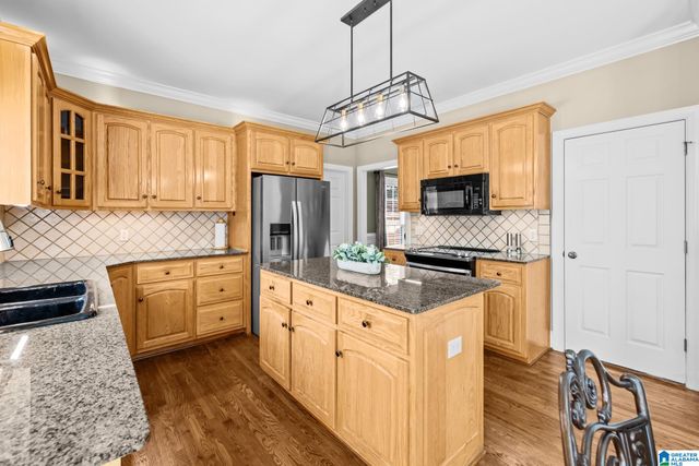 5628 RIDGEVIEW DRIVE, Trussville, AL 35173