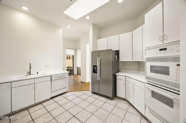 8352 E LAS ESTANCIAS Street, Scottsdale, AZ 85250