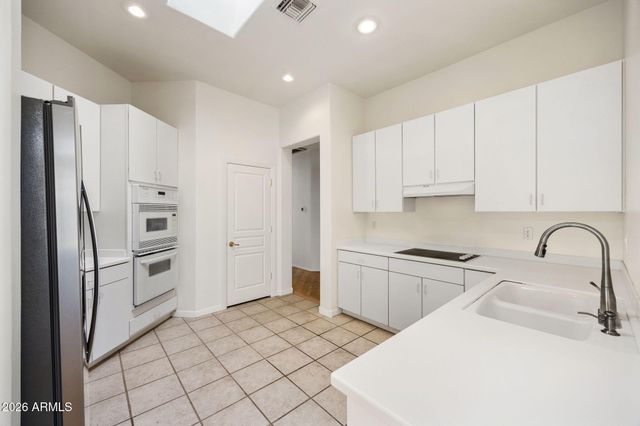 8352 E LAS ESTANCIAS Street, Scottsdale, AZ 85250