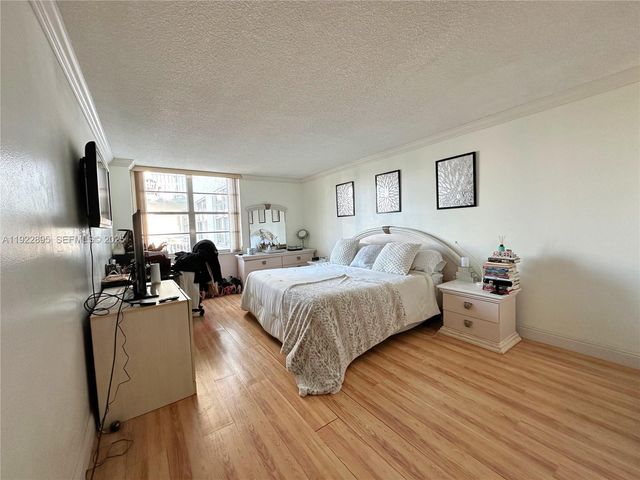 301 174th St 2201, Sunny Isles Beach, FL 33160