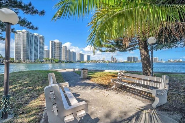 301 174th St 2201, Sunny Isles Beach, FL 33160