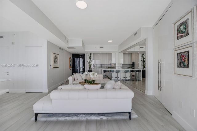 2900 NE 7th Ave 4003, Miami, FL 33137