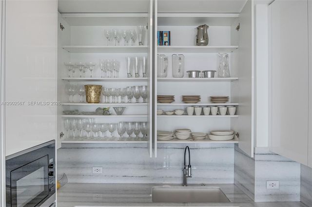 2900 NE 7th Ave 4003, Miami, FL 33137