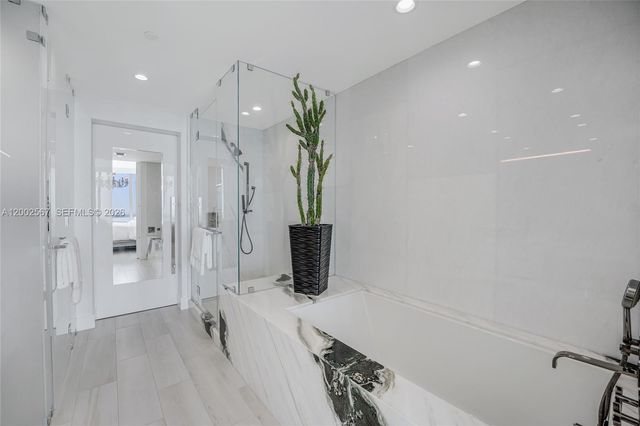 2900 NE 7th Ave 4003, Miami, FL 33137