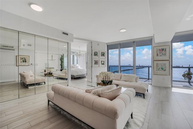 2900 NE 7th Ave 4003, Miami, FL 33137