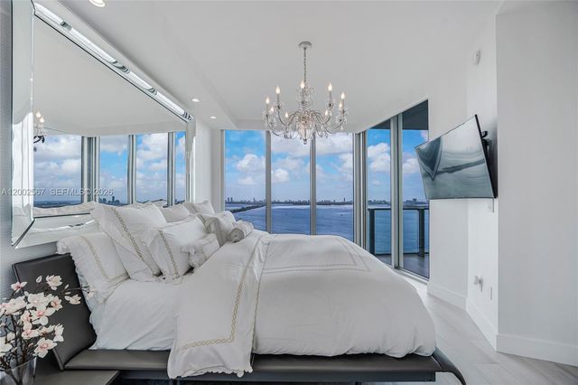 2900 NE 7th Ave 4003, Miami, FL 33137