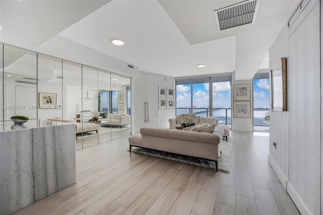 2900 NE 7th Ave 4003, Miami, FL 33137